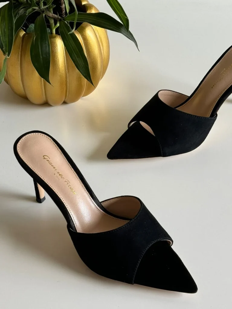 Gianvito Rossi Elle Suede Mules black