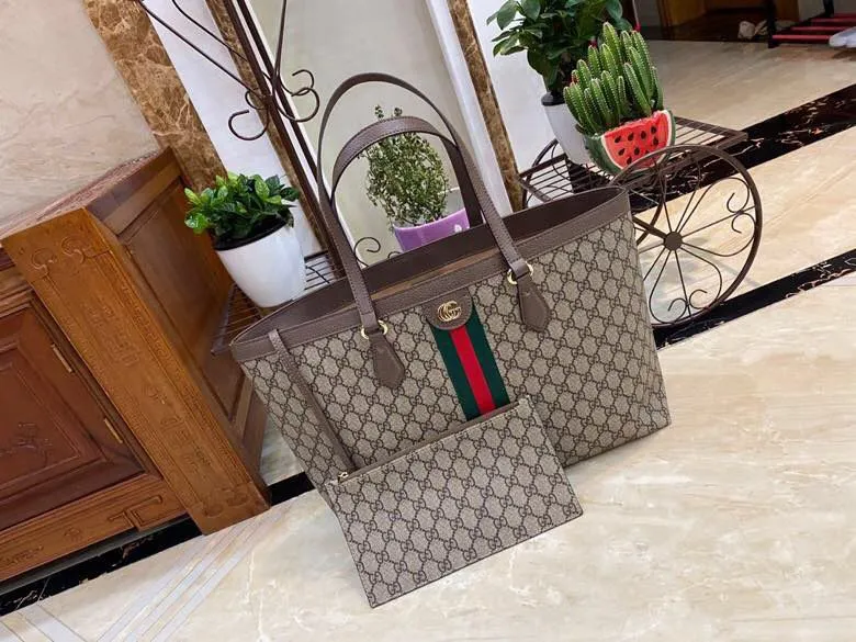 Gucci Ophidia GG Medium Tote
