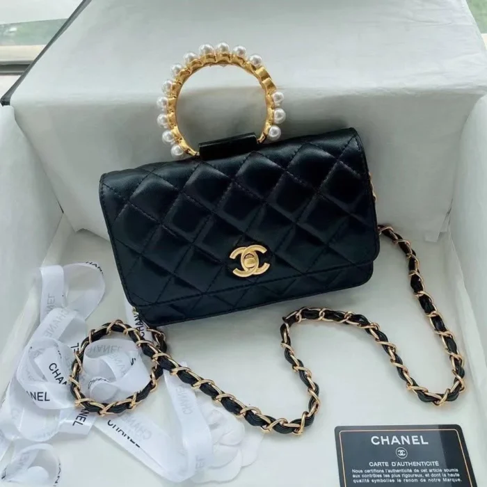 Chanel Designer Leather Crossbody Bags For Women - Image 2
