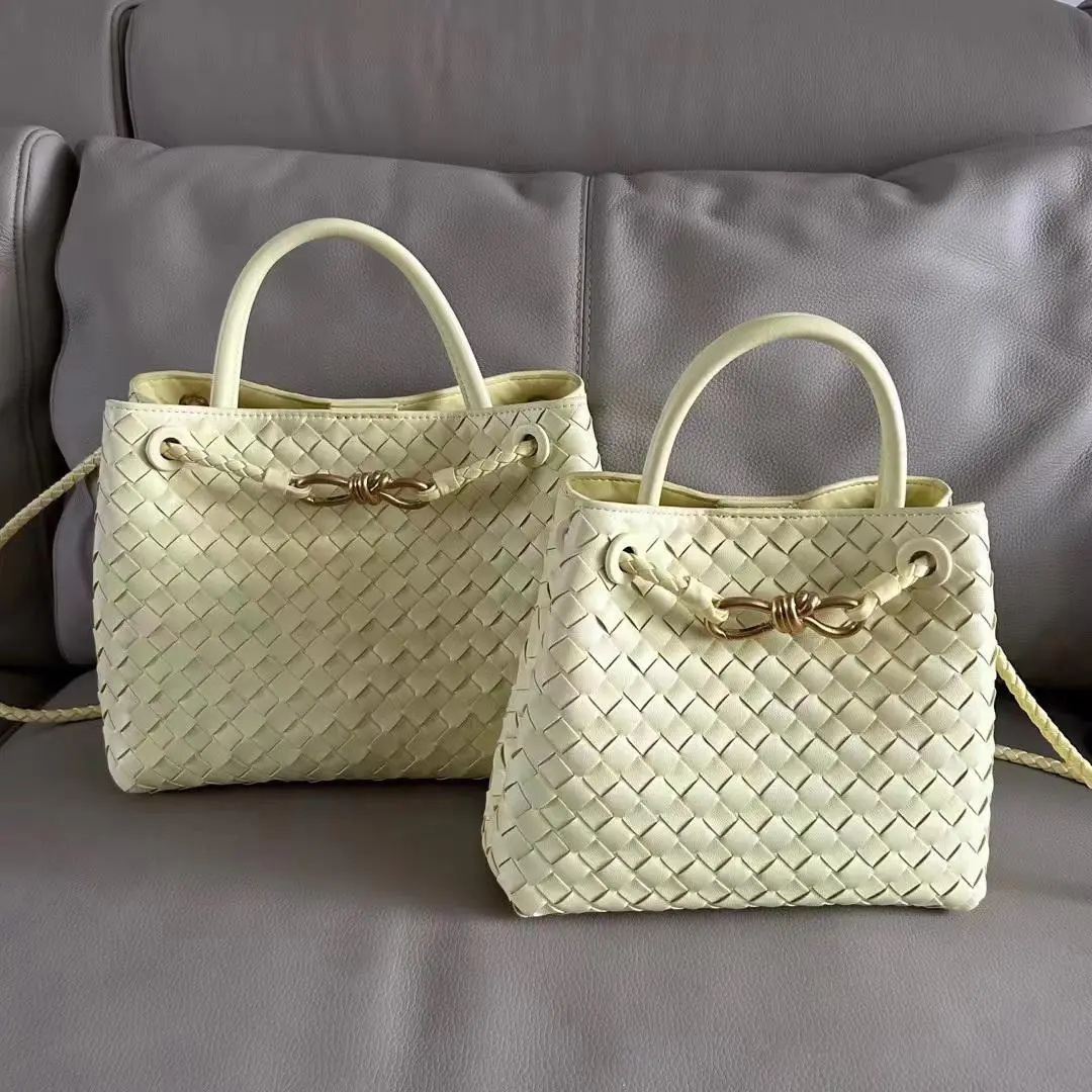 Bottega Veneta Andiamo Small Bag light yellow