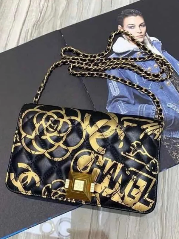 Chanel Handbag For Women