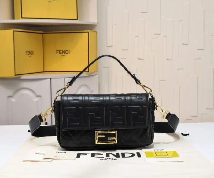 Fendi Baguette Canvas Bag - Image 11