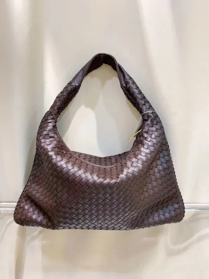 Bottega Veneta Shoulder Bag - Image 2
