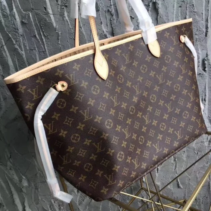 Louis Vuitton Neverfull MM Tote - Image 3