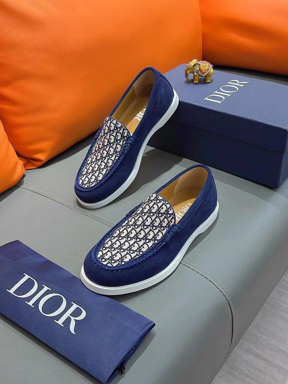 Christian Dior Monogram Suede Leather Logo Oxfords Shoes - Image 2