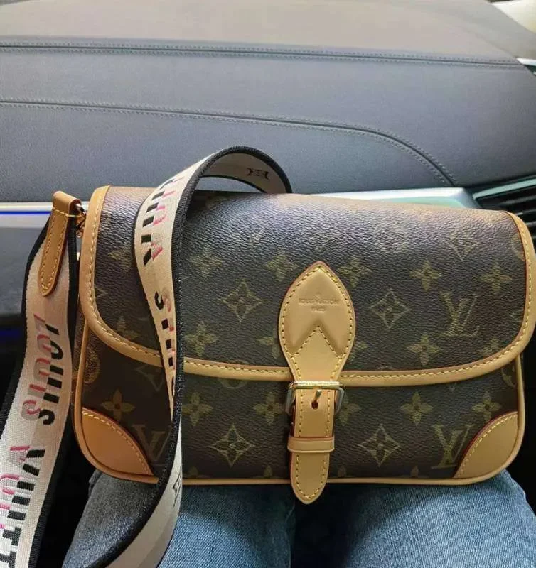 LV Embroider Shoulder Baguette Bag
