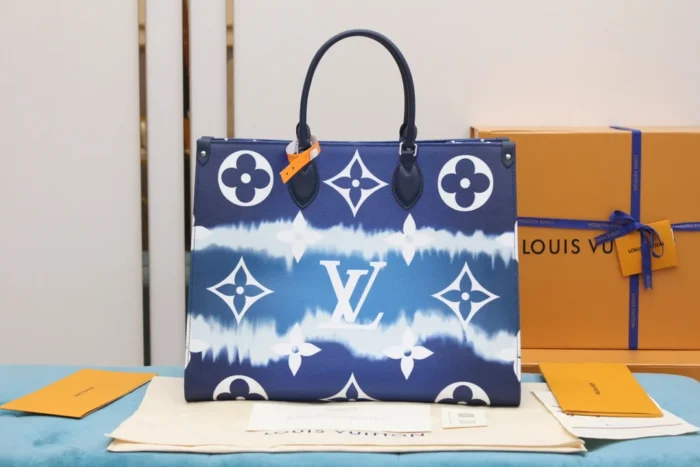 Louis Vuitton Escale OnTheGo GM Tie Dye Rouge blue