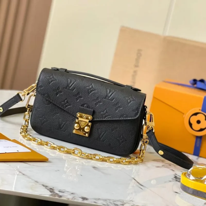 Louis Vuitton LV Pochette Metis Handbag black